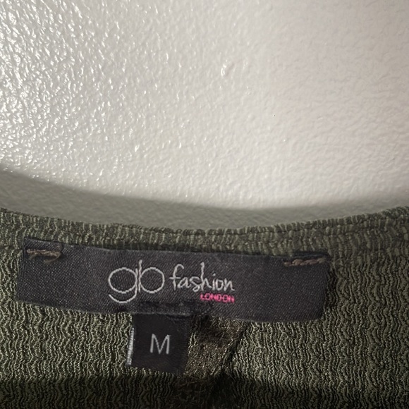 GO FASHION | Women’s Tie Back Keyhole Puff Sleeve Army Green Top Size M - Picture 4 of 6